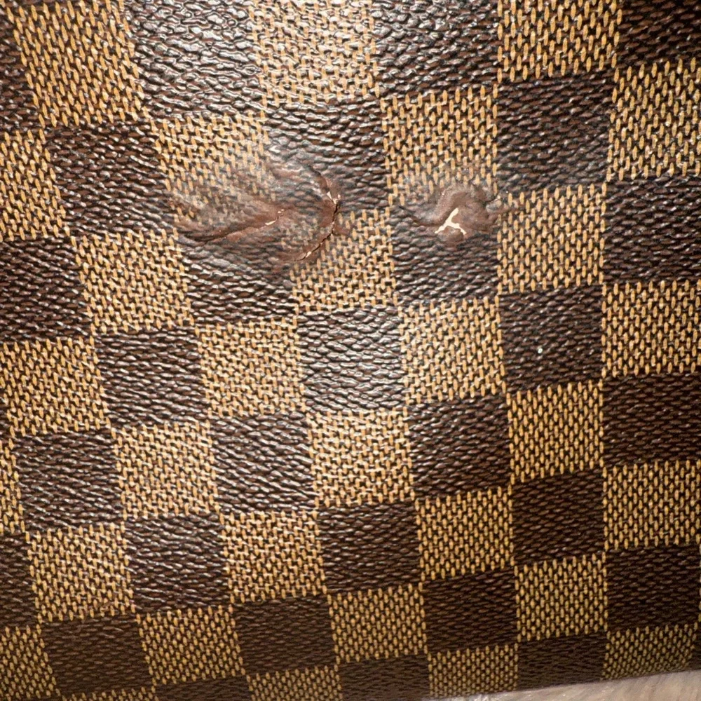 Louis Vuitton Damier Ebene Neverfull MM Tote - Picture 5 of 11